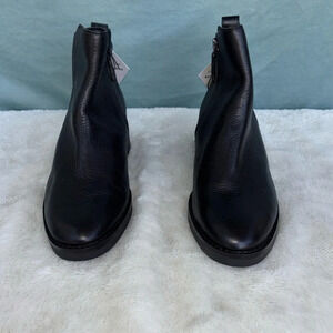 NWOT COLE HAAN River Chelsea Waterproof Leather Bootie/Side Zip Size 5.5